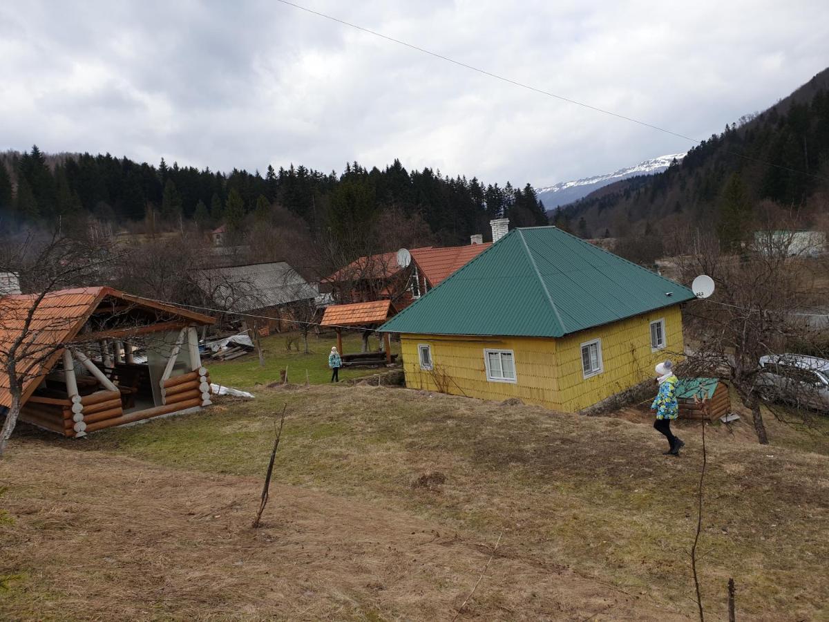 Садиба Під Гострою Zhdeniievo Exterior foto